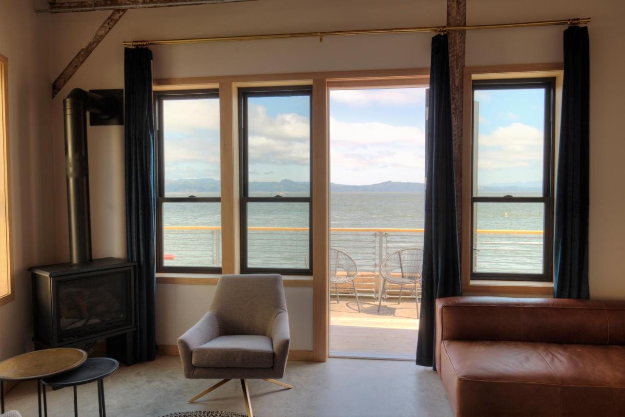 Bowline Hotel 아스토리아 외부 사진
