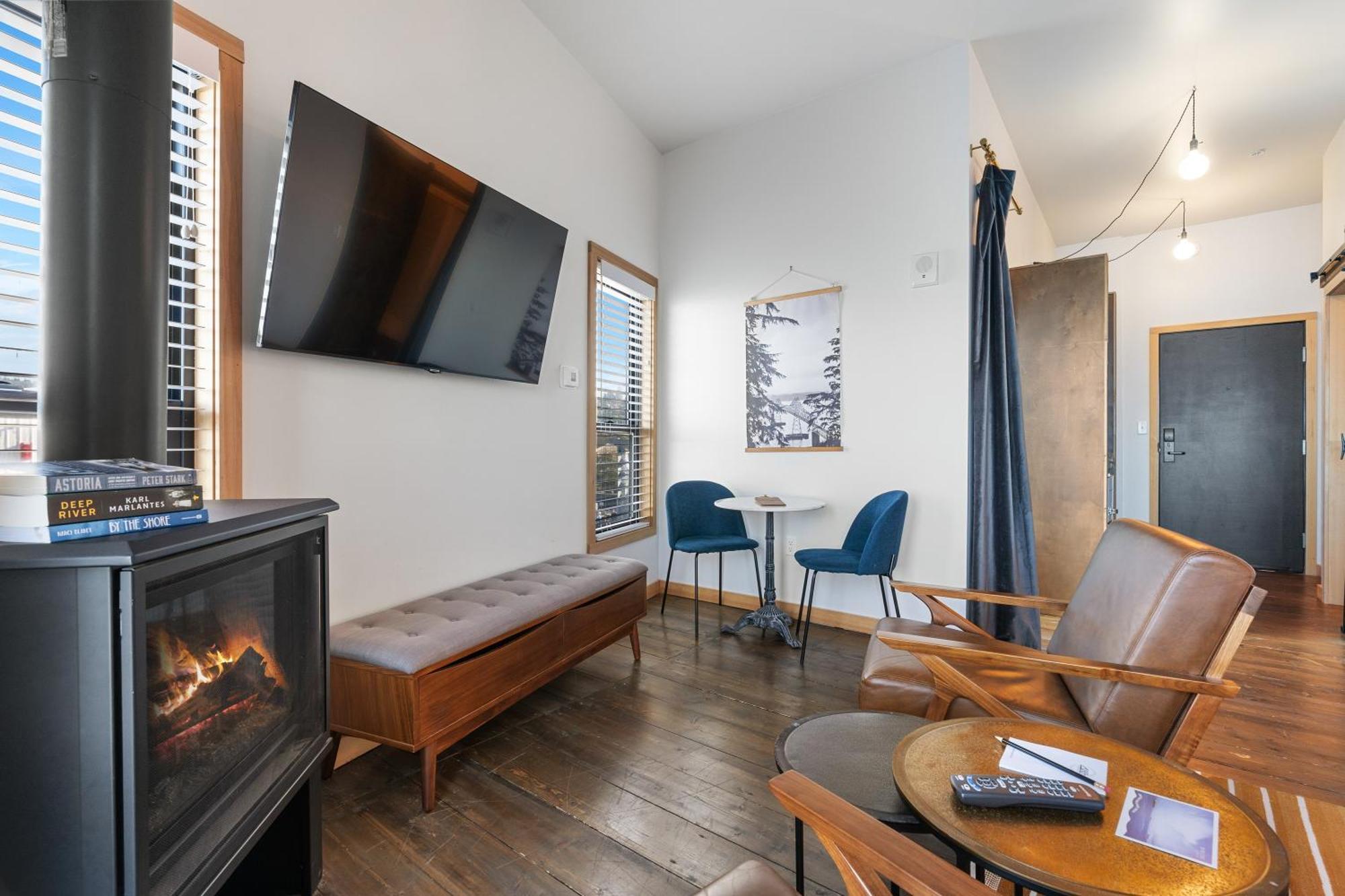 Bowline Hotel 아스토리아 외부 사진